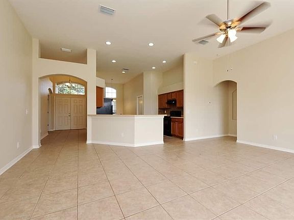 3rd image of 9312 Laurel Ledge Dr