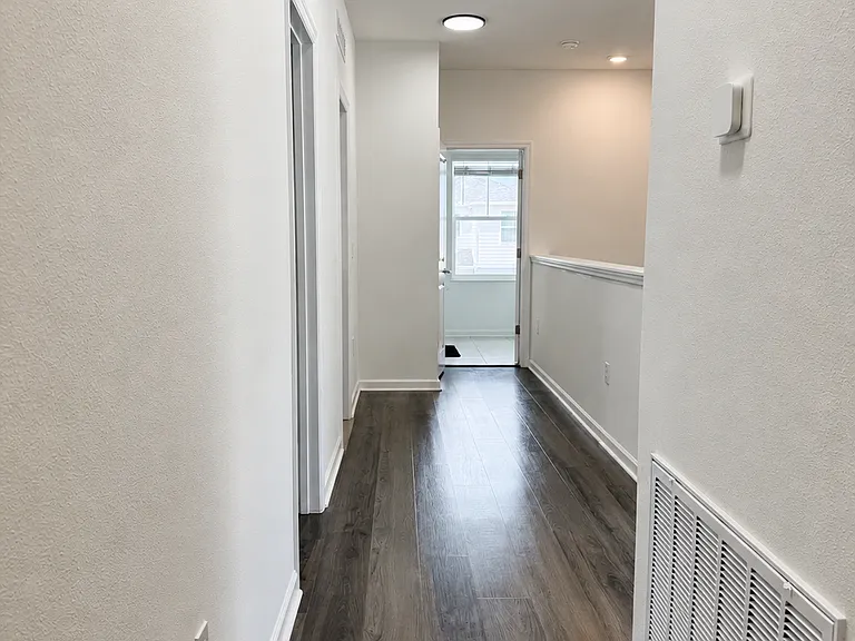 6609 Willow View Ave #1 — Photo 16