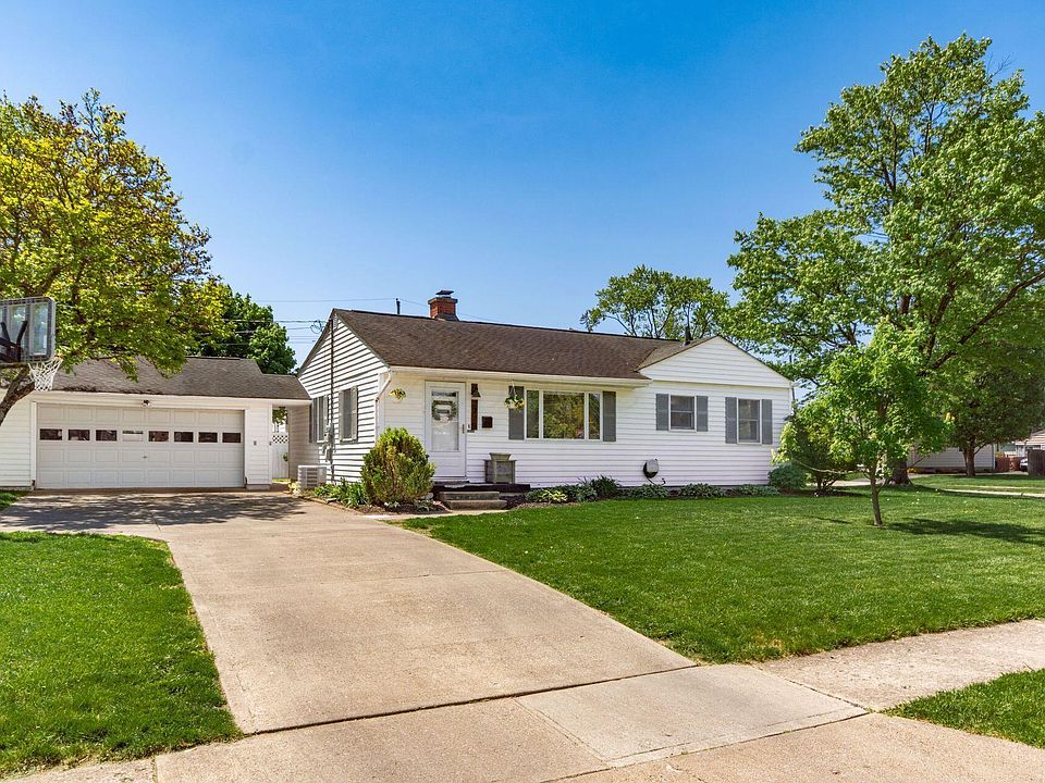 1st image of 2775 La Rosa Dr