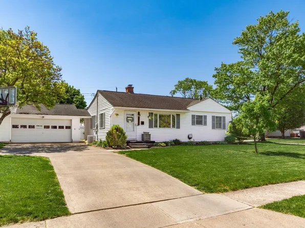 2775 La Rosa Dr, Grove City, OH 43123