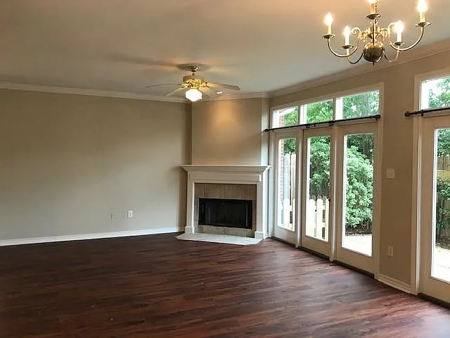 3 bed, 2.5 bath, 1880 sqft, $3,000 — Photo 4