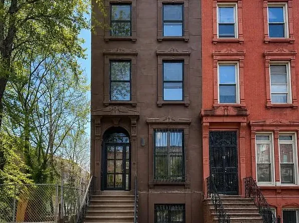 14 Spencer Pl #2A, Brooklyn, NY 11216