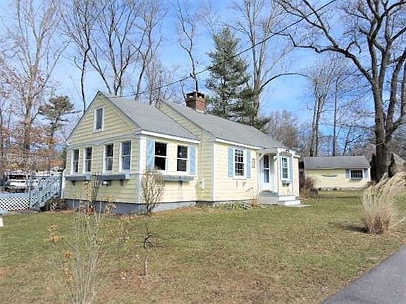 3rd image of 10 Cottage Ln