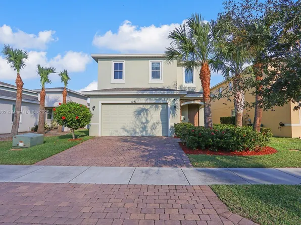 1981 NW Cataluna Cir, Port Saint Lucie, FL 34986