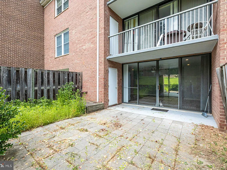702 Quince Orchard Blvd #P-2 — Photo 23