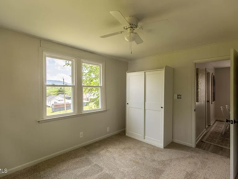 432 Cypress St — Photo 15