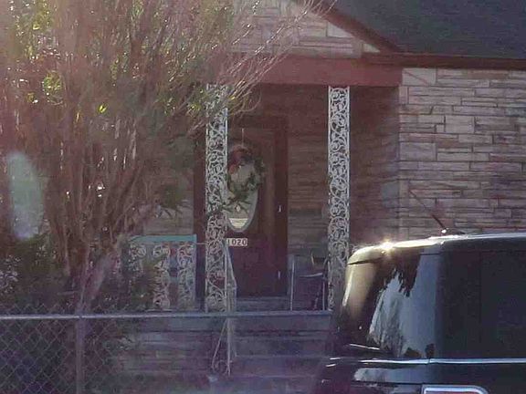 4th image of 1020 Compromise St