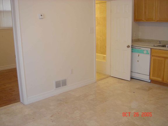 Kitchen/living area
