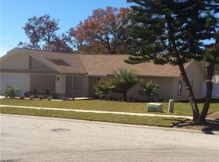 1116 Sunset Ridge Ln, Tarpon Springs, FL 34689