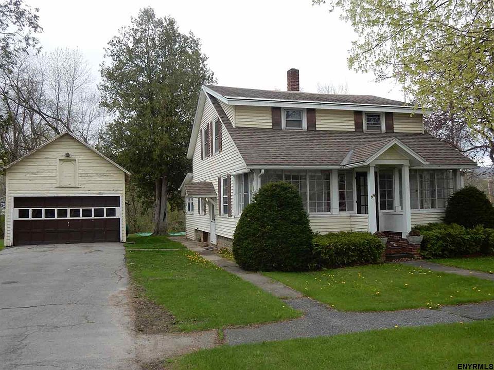1st image of 99 Catherine St