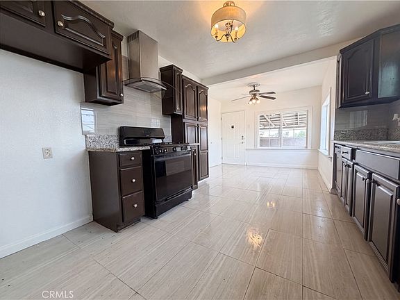 2nd image of 11950 Lee Ave