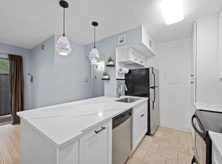 3204 Menchaca Rd #405, Austin, TX 78704