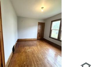 2710 W Melvina St, Milwaukee, WI 53216