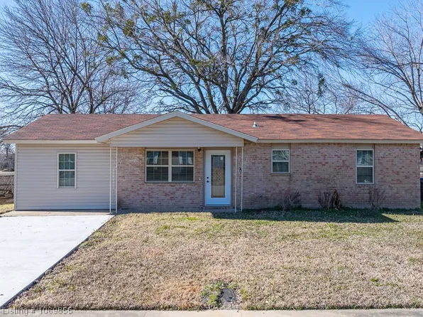 8316 S 32nd Ter, Fort Smith, AR 72908