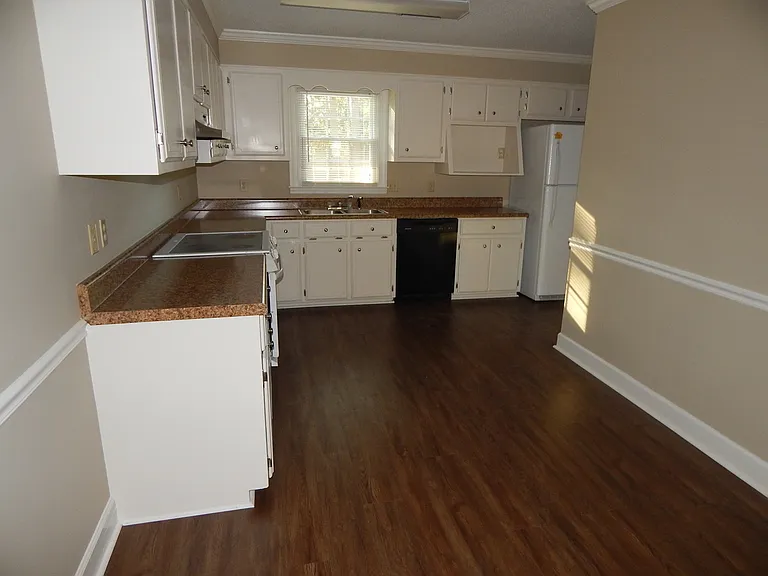 2846 Willow Wood Cir — Photo 6