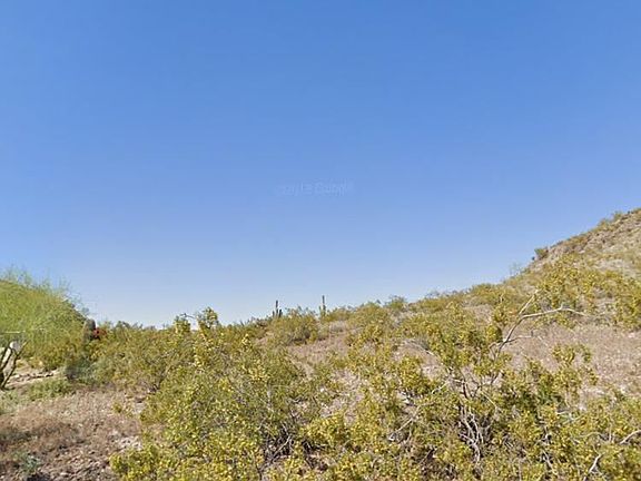 2nd image of 1140 E Coral Gables Dr