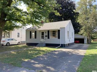 790 Arnold St, Galesburg, IL 61401