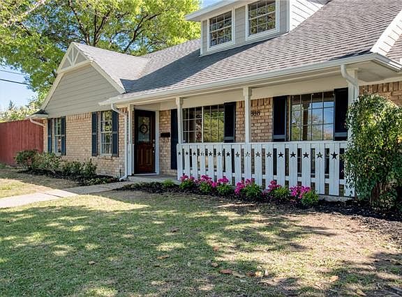 3rd image of 2888 Reedcroft Dr