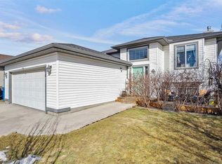 308 S Carriage Lane Dr, Carstairs, AB T0M 0N0