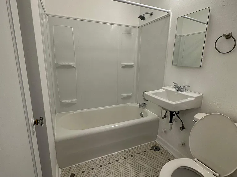 333 Summit Ave E #204 — Photo 25