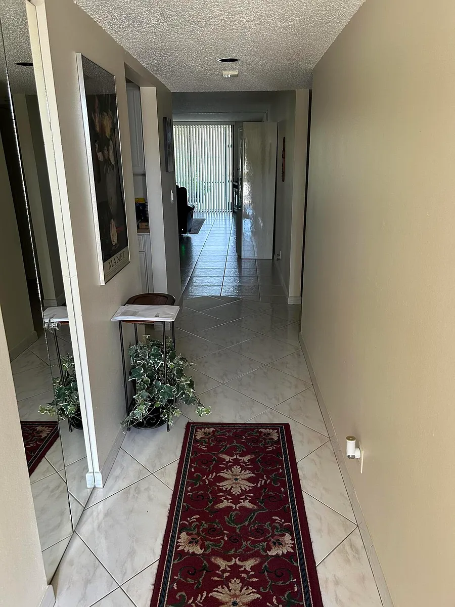 Photo 2 of 6 - 4725 Lucerne Lakes Blvd #115 - Greenacres, FL Building Photo - 4725 Lucerne Lakes Blvd #115