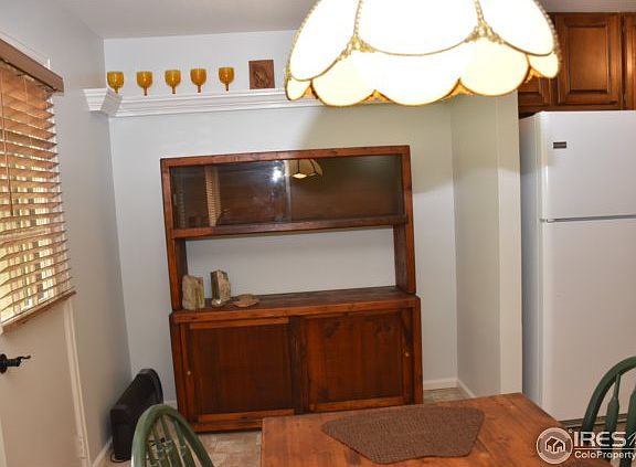Dining off of kitchen