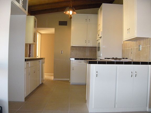 Open concept kitchen