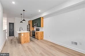1st image of 1223 W Lehigh Ave #1