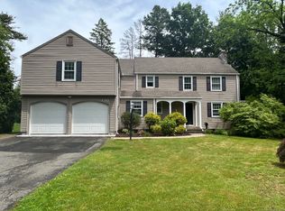 130 Mountain Rd, West Hartford, CT 06107