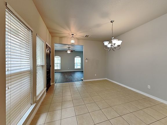 5th image of 8617 Whitehead St