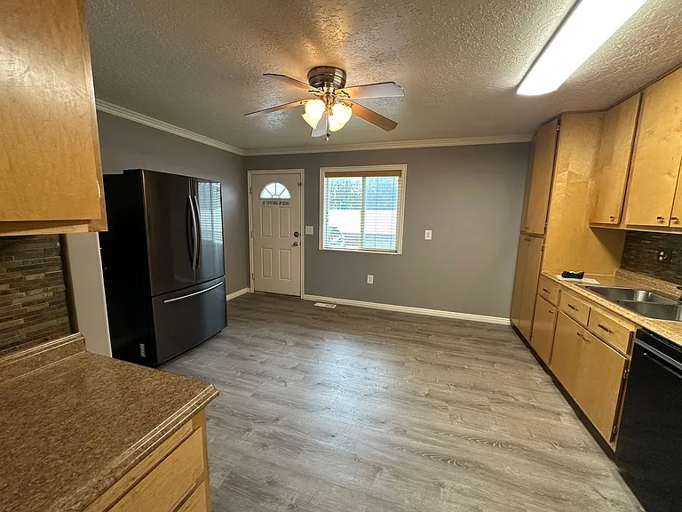624 Sunflower Rd — Photo 7