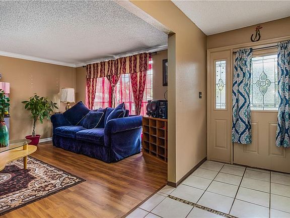 5th image of 1511 Hanson Ave