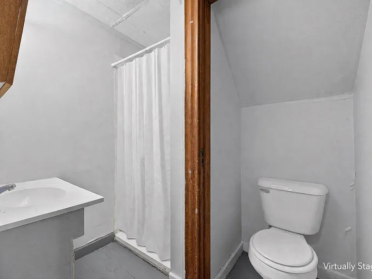2339 Rohs St #1F — Photo 11