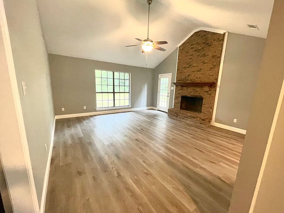 425 Inverness Ct, Ocean Springs, MS 39564 Zillow