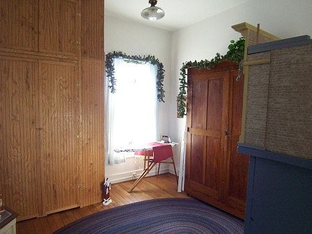5th image of 105 Tecumseh St