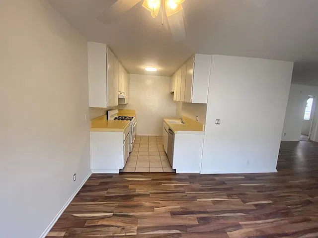 3 bed, 1206 sqft, $4,200 — Photo 3