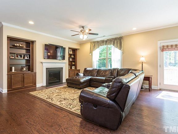 5th image of 6521 Mountain Oaks Way