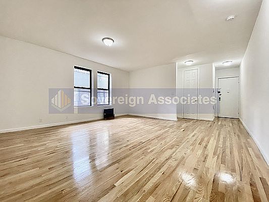 1st image of 44 Bennett Ave #6A