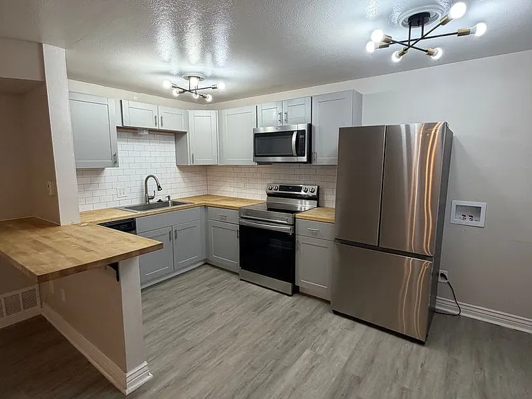 3335-3353 Benton St — Photo 54