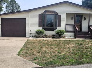 735 Cardinal Ln, Apollo, PA 15613