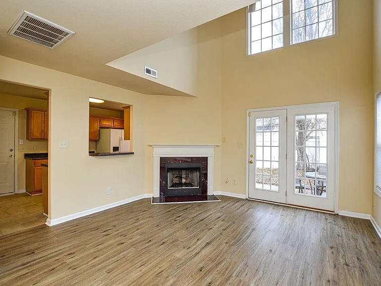 8415 Spirea Ct — Photo 5