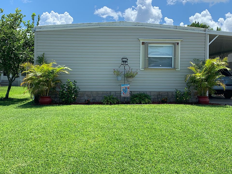 1st image of 1021 Royal Palm Dr