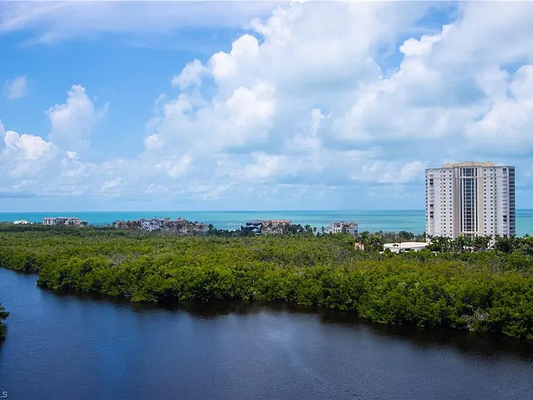 8990 Bay Colony Dr #1002 — Photo 21