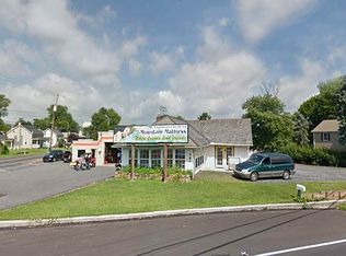 583 Moorestown Dr, Bath, PA 18014