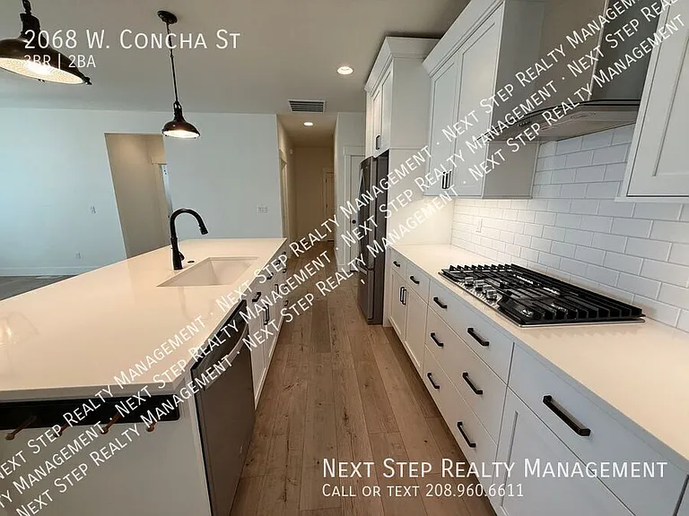 2068 W Concha St — Photo 6