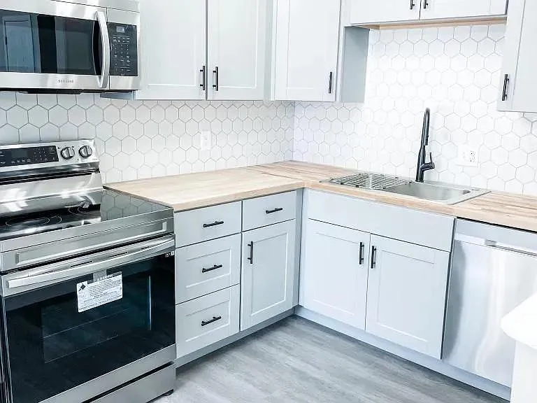 3335 Benton St #5 — Photo 1