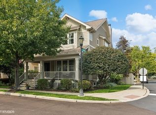 5232 W Seminole St, Chicago, IL 60646
