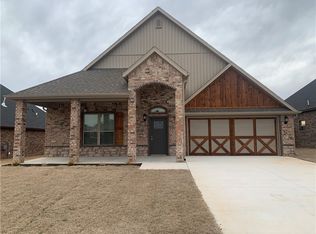 1111 Flat Rock St, Centerton, AR 72713