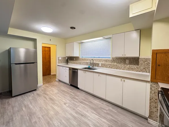 1551 20th Ave #A, San Francisco, CA 94122