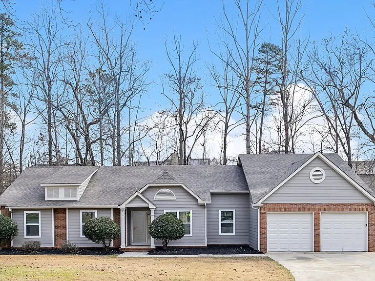 10024 Point View Dr — Photo 1